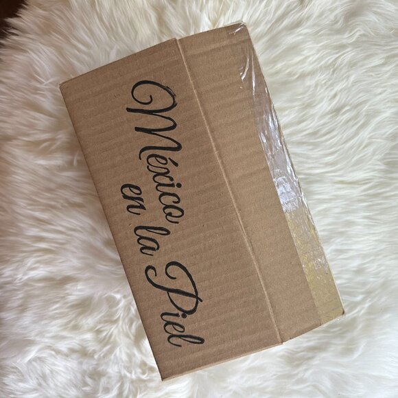 MEXICO EN LA PIEL {NIB} white floral huaraches | US 6 | flat woven leather shoes - Picture 7 of 12